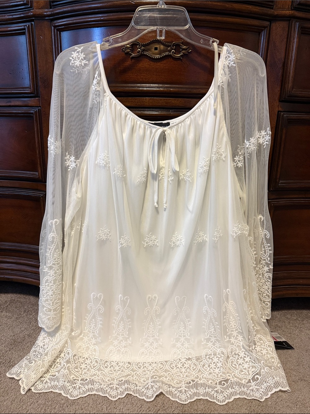I.N. Studio White Embroidered Sheer Sleeve Blouse